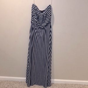 Strapless Striped Maxi dress navy and white XL